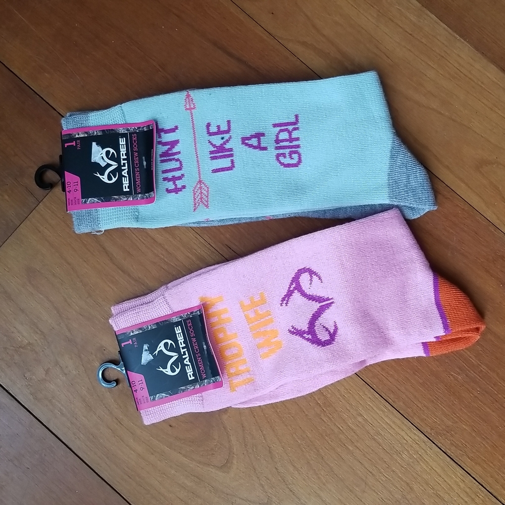 Real Tree ~ Hunt like a girl + Trophy Wife womens Crew Socks lot 2 Pairs